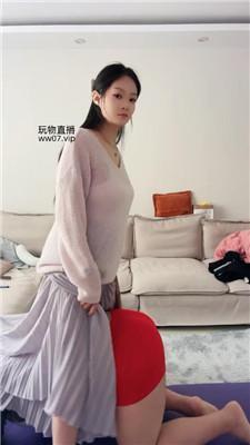 【埋汰】玉足踩虐健身教练 JS250301-6