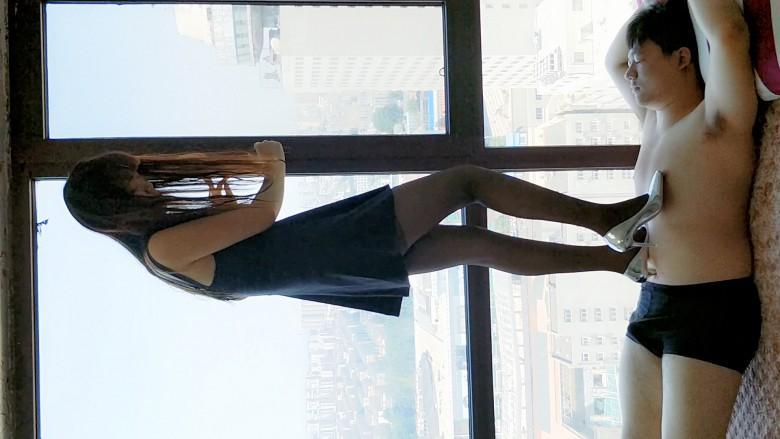 女神高跟脚下的肉毯