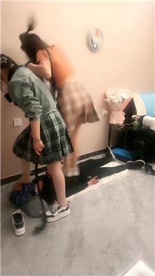 【夸梨】反绑贱奴暴力虐打踢踹【三视角版】 JS250419-12