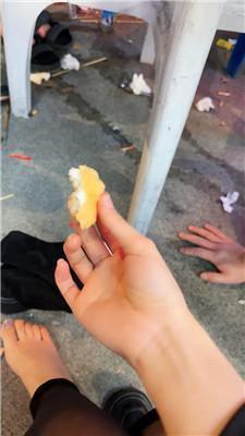 【琴月】户外夜市公开调骚奴【完整版】 JS250416-28