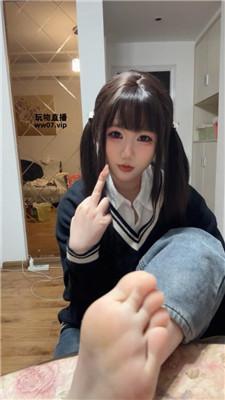 【六六】裸足羞辱处男    250330-8