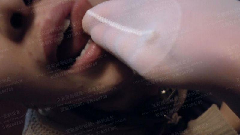 女女-馨雨白丝的美味