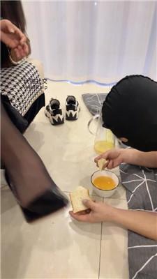 【曦颜】赏赐圣水/闻臭运动鞋/高跟黑丝踩虐 JS250120-1