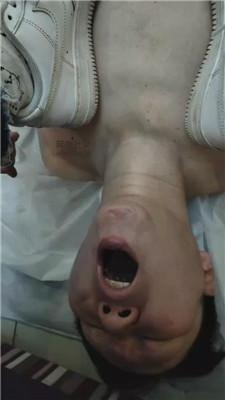 【啊漾】超脏小白鞋白袜辱/口吐喂食/虐乳/连环踢裆 bf49181