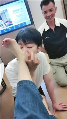 【甜柚】帆布鞋美足虐兄弟奴 bf53719