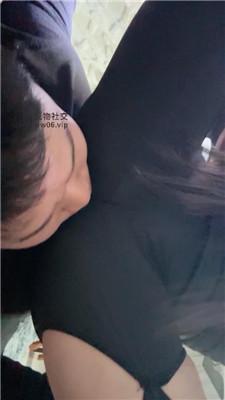 【甜音】坐脸窒息-白袜脚踩虐 bf51535