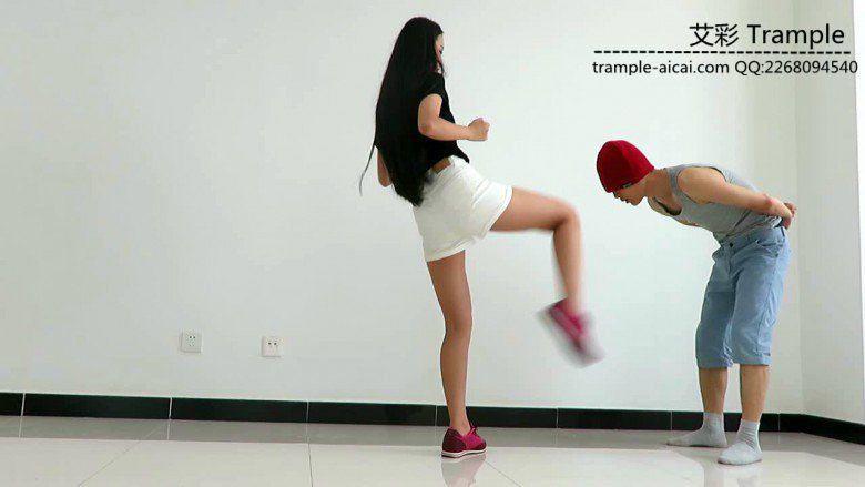 超漂亮天依女主暴打小流氓！