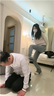 【诗琪】骑马狗爬/舔脏运动鞋 JS250315-30