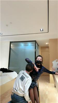 【多多】高跟踩踏/黑丝美腿诱惑 JS250312-23