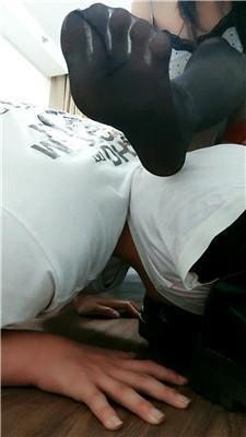 【柠柠】近距离-长靴踢裆踩虐 bf52501