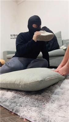 【小凤梨】白袜脚下羞辱奴才 JS250223-8