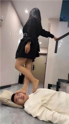 【辣姐】御姐范-暴力驯服19岁小胖