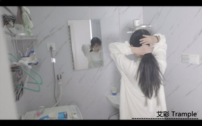 初九睡前玩弄男友pov