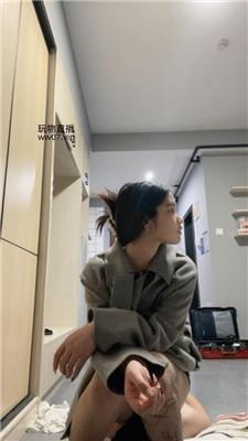 【小凤梨】纹身小妹裸足狂舔 bf50775