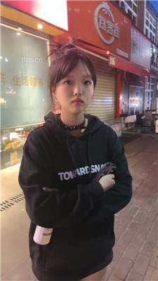 【狗哥】户外开发路人-车内舔长靴原味jio【完整版】