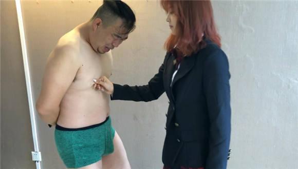 辰女神JK校园装膝顶地狱