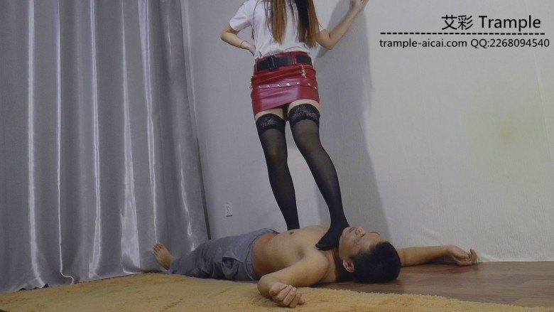 踩踏贱奴教学