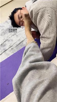 【埋汰】玉足蹂躏健身教练 JS250225-11