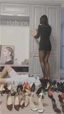 【丫丫】一堆脏鞋子全体重踩踏