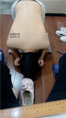 【白兔】迷恋主人的运动鞋黑棉袜 JS250107-40