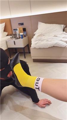 【赵奈奈】原味黄色棉袜的诱惑 JS250118-8