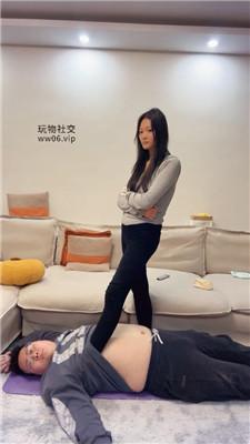 【埋汰】坐脸窒息玉足踢踹 JS250105-8