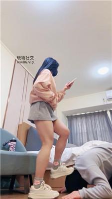 【妮蔻】小白鞋脏棉袜羞辱/深喉/喂食口水浓痰 bf50497