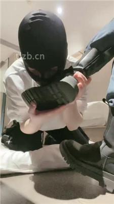【绝美兔女王】跪舔脏长靴臭白袜/捆绑踩踏