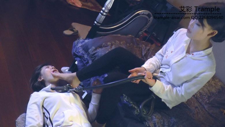 【PSLZ】馨雨玩弄母狗艳艳