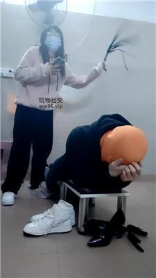 【奇了怪了】胯下鞭打狗爬/小白鞋白袜辱 JS250122-8