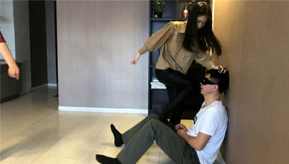 清纯少女の爆蛋踢