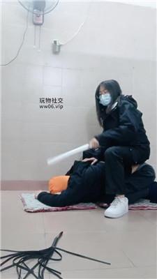 【奇了怪了】棍棒底下出骚狗 JS250116-35