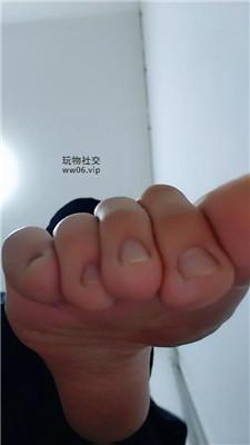 【上海汤圆】红灯裸足倒数炸鸡    250201-18