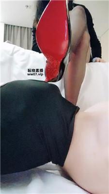 【米小唐】黑丝脚挑逗狗舌 JS250310-3