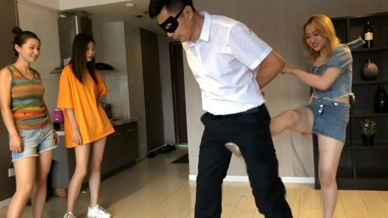 好文翻拍—女人是老虎