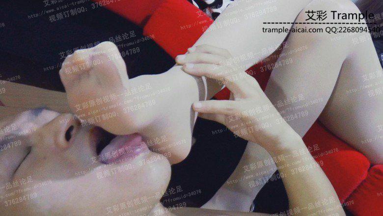 辛迪女王初调脚奴 辛迪女王初调脚奴