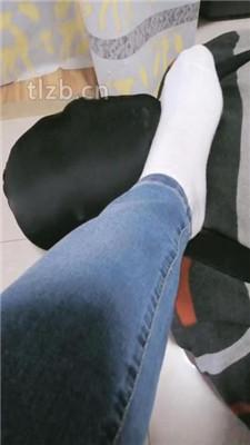 【蓝蜻蜓】白袜脚窒息踩/藤条抽