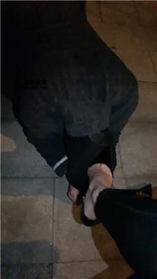 【温蒂】户外-高跟玉足恋足舔 JS250331-37