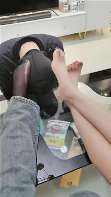 【Da猫】双S-狂舔素人的脚丫子【三视角版】 JS250312-29