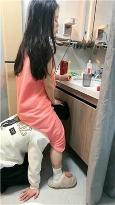 【薇薇】伺候起床-舔脚吃早餐 JS250223-27