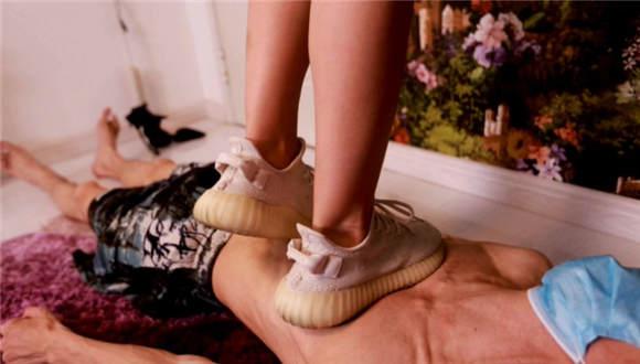 【冰时代】182凕烟s大长腿踩瘦奴