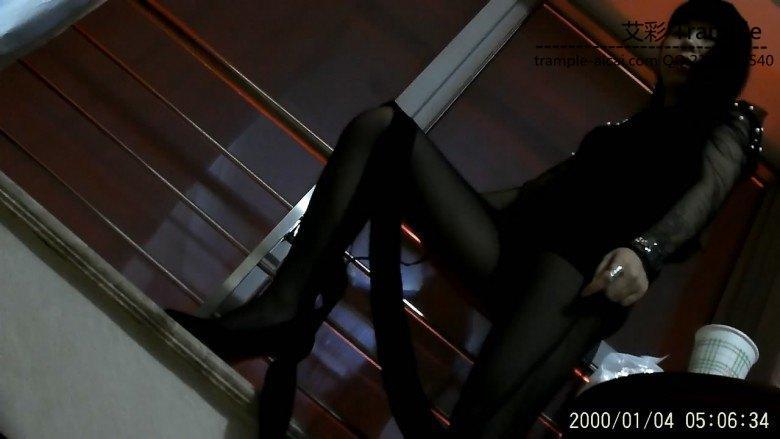 第一视角强烈粗口羞辱全家