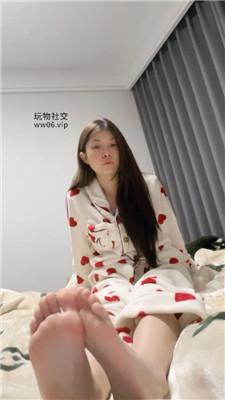 【小77】贱狗滚进来    250205-24