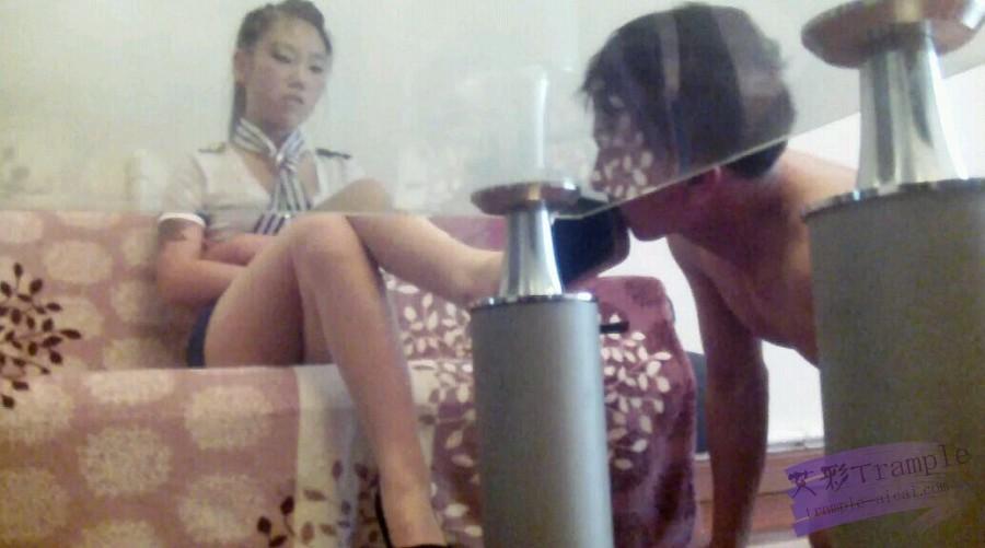 傲柔奶奶清纯学生装调教贱狗