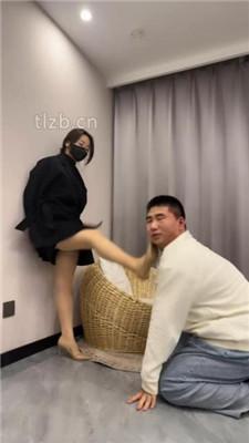 【辣姐】御姐范-暴力驯服19岁小胖