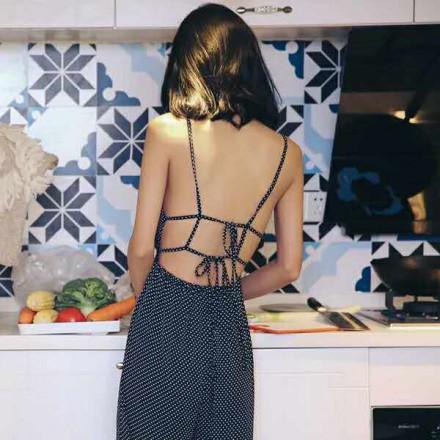 新人歆凝暴跳踩头踢裆 新人歆凝暴跳踩头踢裆