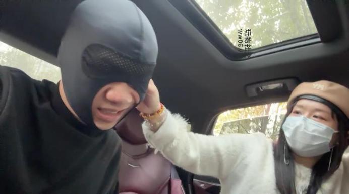 【狗哥】车内调-长靴捂黑丝白袜虐 JS250124-1