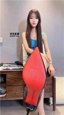 【狗哥】沉浸式舔高跟肉丝-坐脸掐乳 bf52905