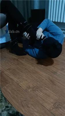 【水仙】长靴踩踏喂食