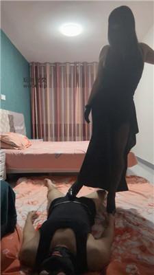 【曦颜】黑丝脚踩虐/坐脸窒息 bf49570